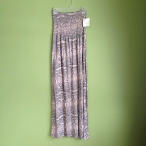 NWT Threads for Thought Smocked Maxi Dress